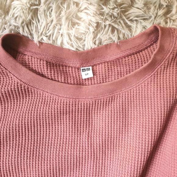 Uniqlo Blush Pullover Sweater Size S - Picture 2 of 2